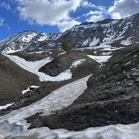 Le Refuge Dağ evi Allos